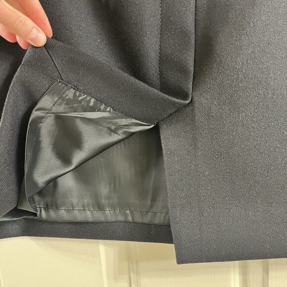 J.Crew Wom 4 Perfect Pencil Skirt 100% Wool Black Fully Lined Back Vent EUC - Picture 3 of 8